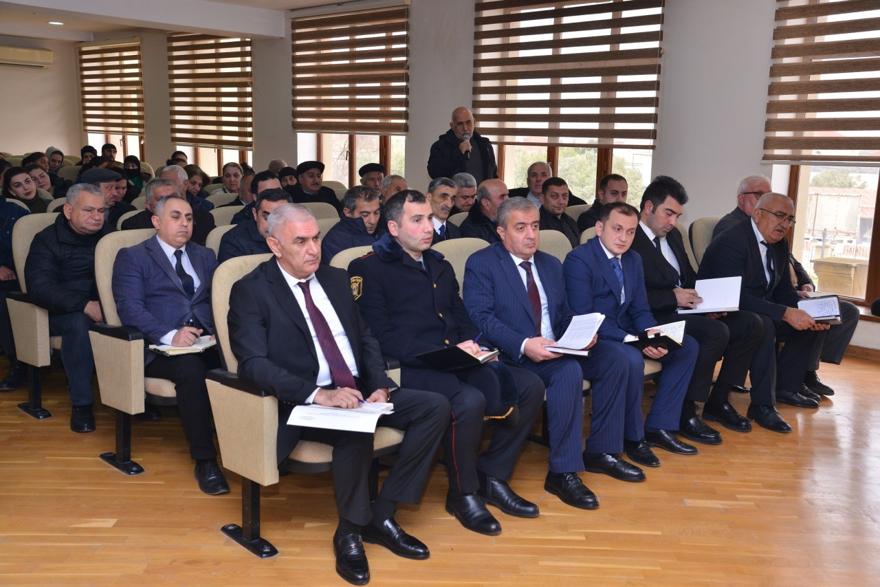 Süleyman Mikayılov vətəndaşların problemlərini dinlədi - FOTOLAR